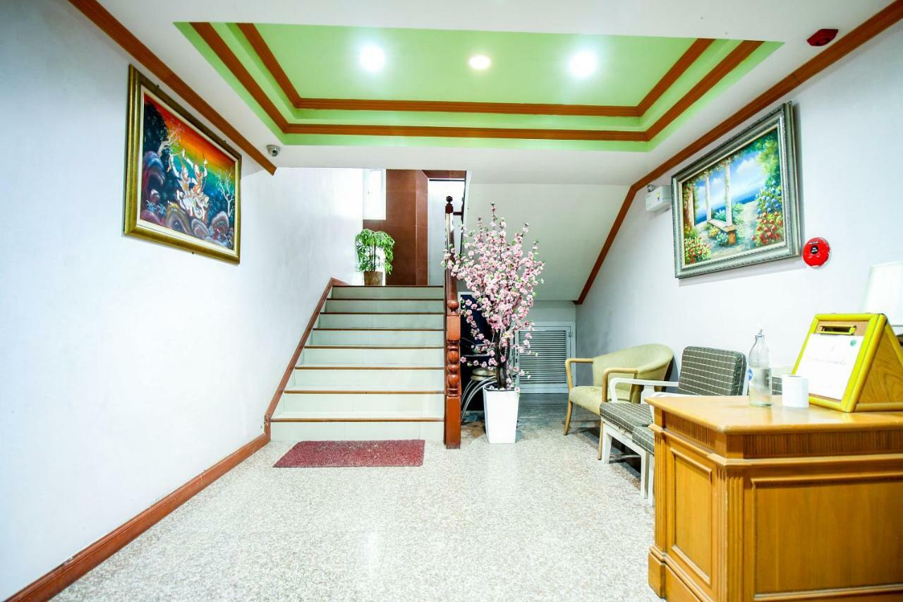 Oyo 280 Thai Garden Resort Μπανγκόκ Εξωτερικό φωτογραφία